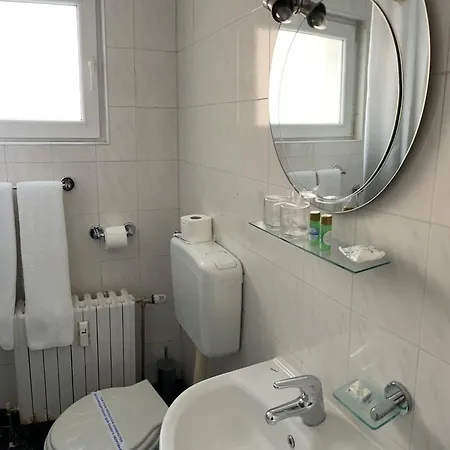 Rotasar Hotel 2*